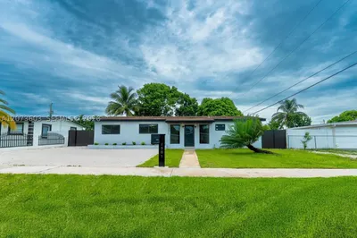 1301 NW 176th Ter 1