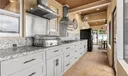 341 E 58th St Photo