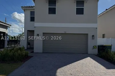 721 SE 17th Ave #721 1