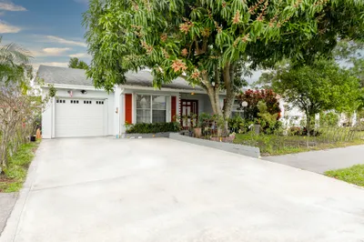 4353 Lisa Drive 1