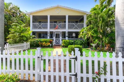Key West style