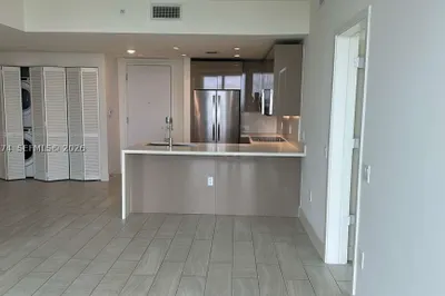2000 Metropica Way #2111 1