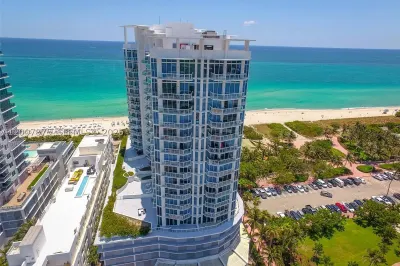 6515 Collins Ave #1609 1