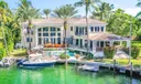 550 Harbor Dr Photo