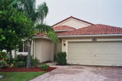 4712 Saint Simon Drive 1