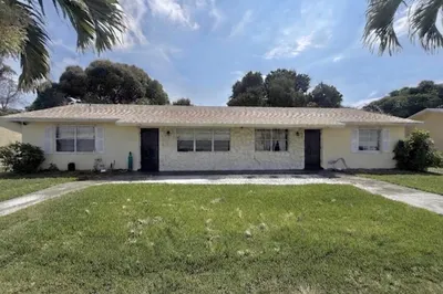 3830 Roan Court E 1