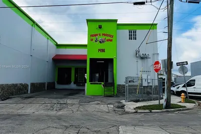 1496 NW 23rd St 1