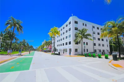 1390 Ocean Drive #502 1