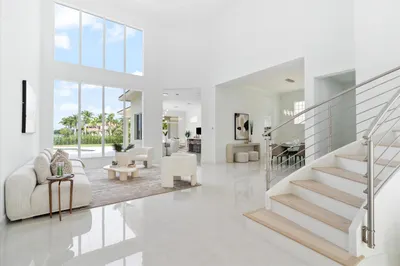 Living Entrance