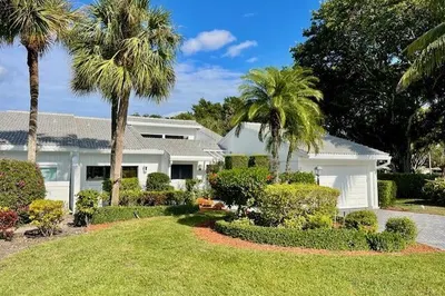 1 Cambridge Drive 1