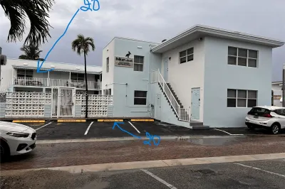 1901 N Surf Rd #20 1