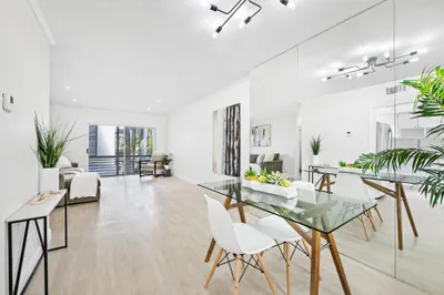 1535 SE 15th Street #204 1