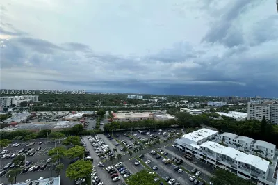 18051 Biscayne Blvd #PH05 1