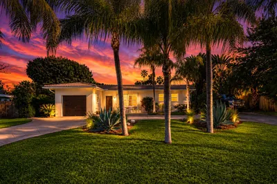 2031 Pleasant Drive 1