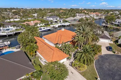 2347 Prosperity Bay Court 1