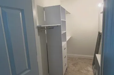 24 Waterford A-walkin closet