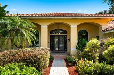 10660 SW 44th Ct 1