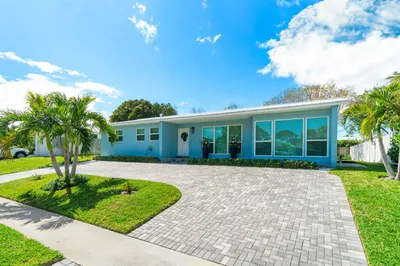 371 Saturn Avenue 1
