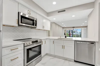 2501 Marina Isle Way #104 1