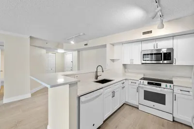 1801 N Flagler Drive #835 1