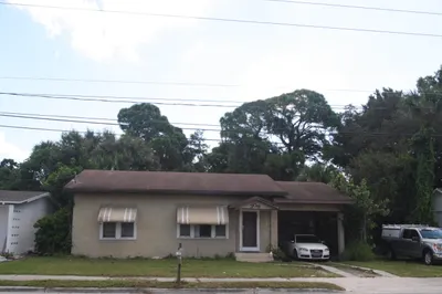 306 S 33rd Street 1