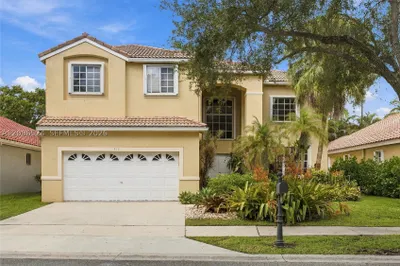 447 Cambridge Dr 1