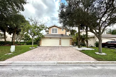5024 Nautica Lake Circle 1