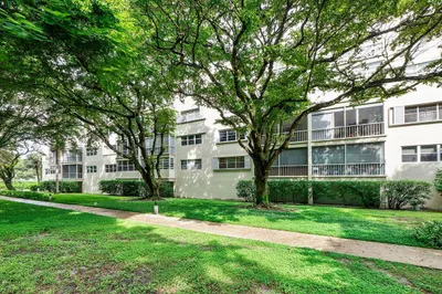 6731 CYPRESS Road #205 1