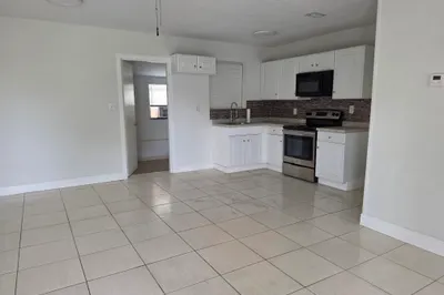 3110 Avenue F 1