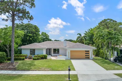 2413 NW 26th Street 1