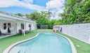 220 Hampton Ln Photo