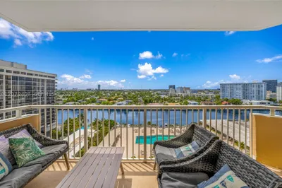1985 S Ocean Dr #10E 1