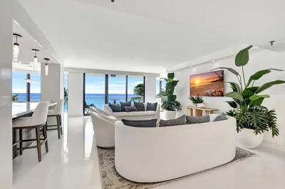 Entry into Living Room