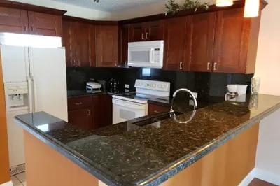 899 SE 2nd Avenue #218 1