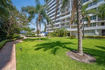1170 N FEDERAL Highway #312 1