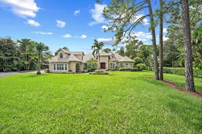 10672 154th Road N 1