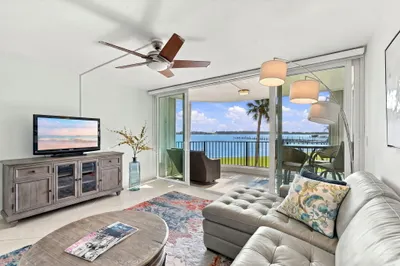 8200 Lakeshore Drive #2020 1