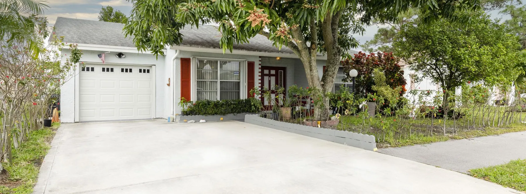 Just Listed | 4353 Lisa Drive