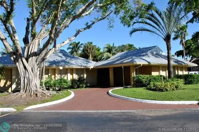 4533 Treehouse Lane #D 1