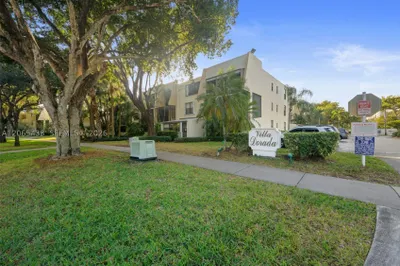 20401 NE 30th Ave #320-8 1