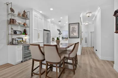 2505 NE 2nd Street #2505 1