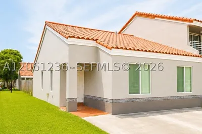 8381 SW 148th Ave 0 1