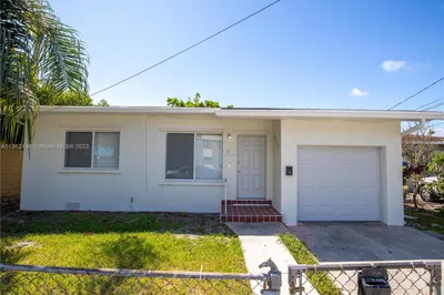 1720 NW 18th Ter 1