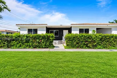 580 Lee Dr 1
