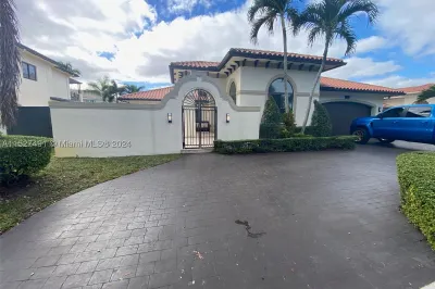 8260 NW 162nd St 1