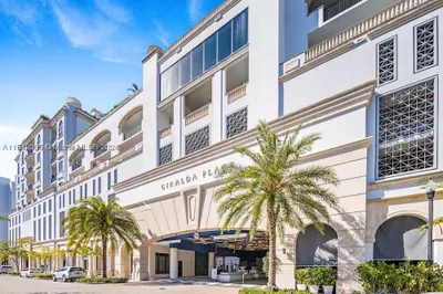 275 Giralda Ave #6F 1