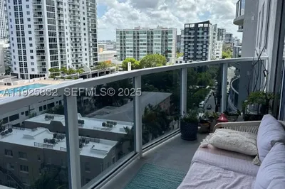 601 NE 23 ST #1103 1