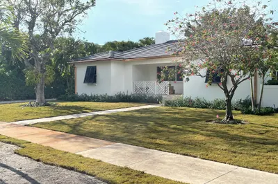 233 Cortez Road 1