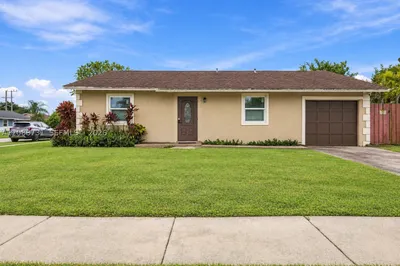 8120 SW 5th Ct 1