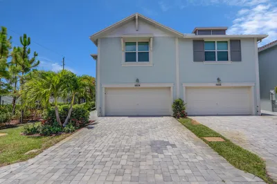 5624 SE Edgewater Circle 1